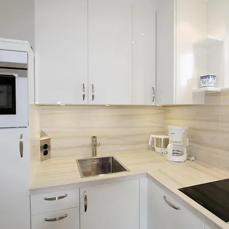 Dünenstraße 29a, Eg Links